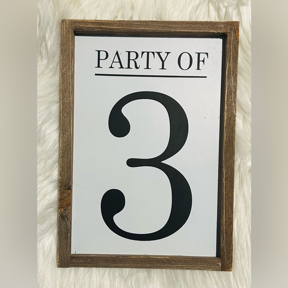 Party Of 3 Family Sign - Picture 1 of 1